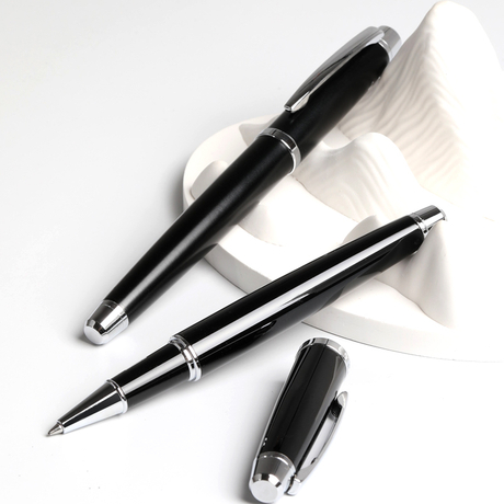 161 Classic Black Color Metal Roller Pen OEM Logo Luxury Rollerball Pen